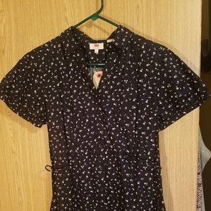 Levi's button-up shirt with collar Flowers sz. L